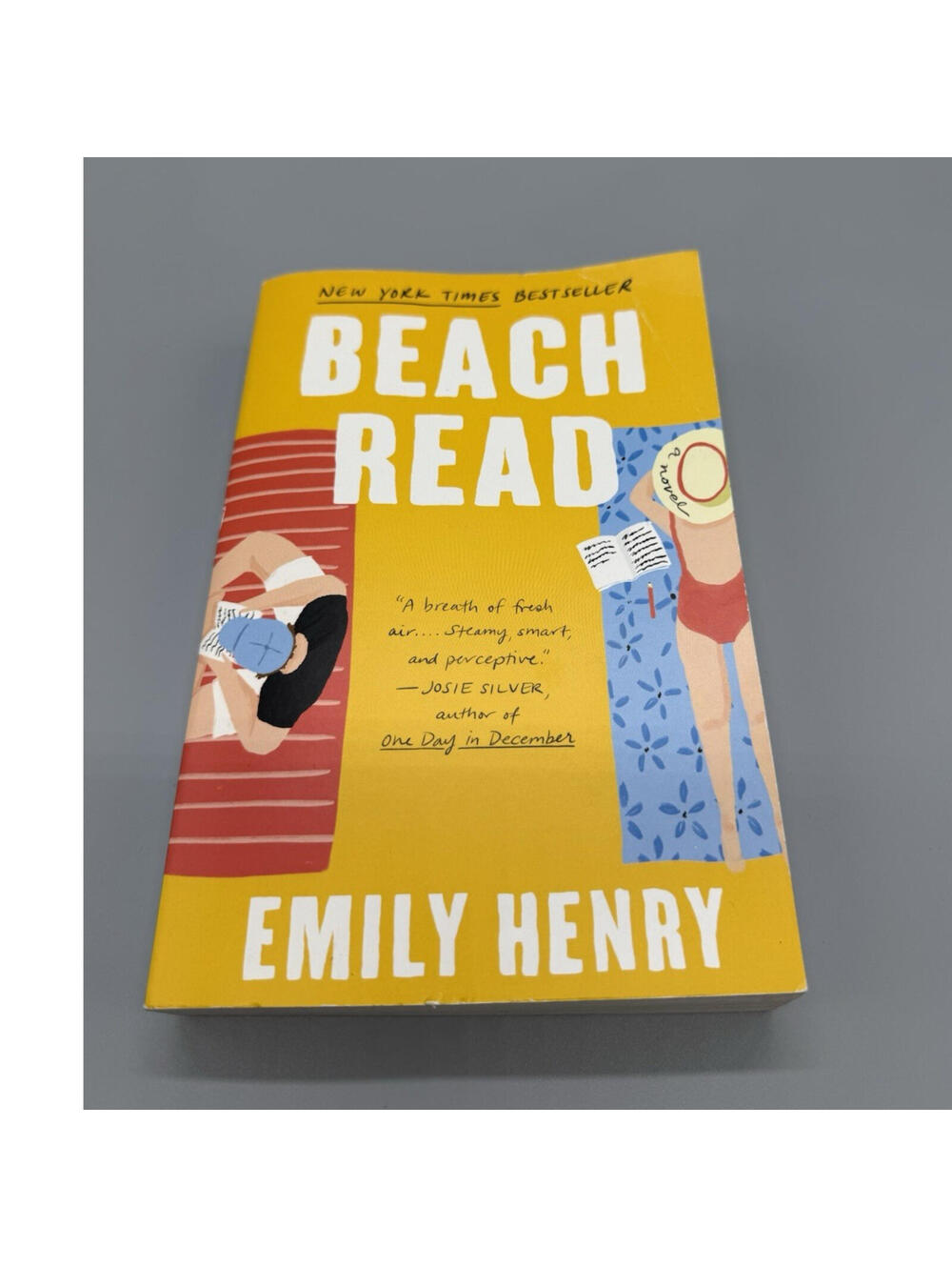 Beach Read by Emily Henry Paperback Novel, Contemporary Romance Jove Book